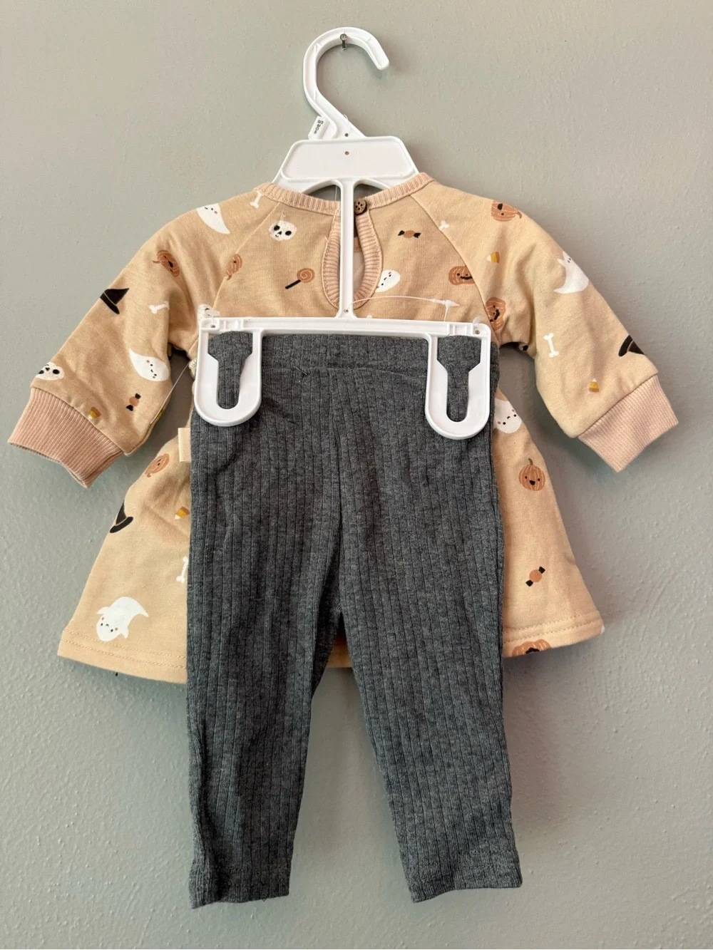 Rabbit & Bear Organic Beige Halloween Matching Set with Gray Leggings